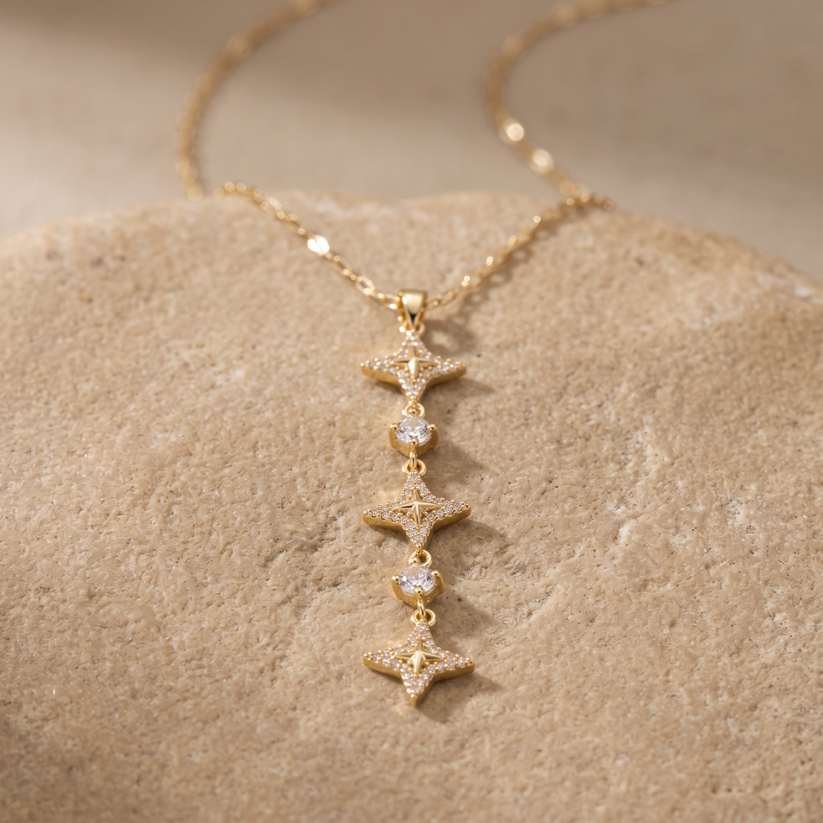 Gargantilla de Oro Laminado de Estrellas con Colgante y Zirconia mod.1573