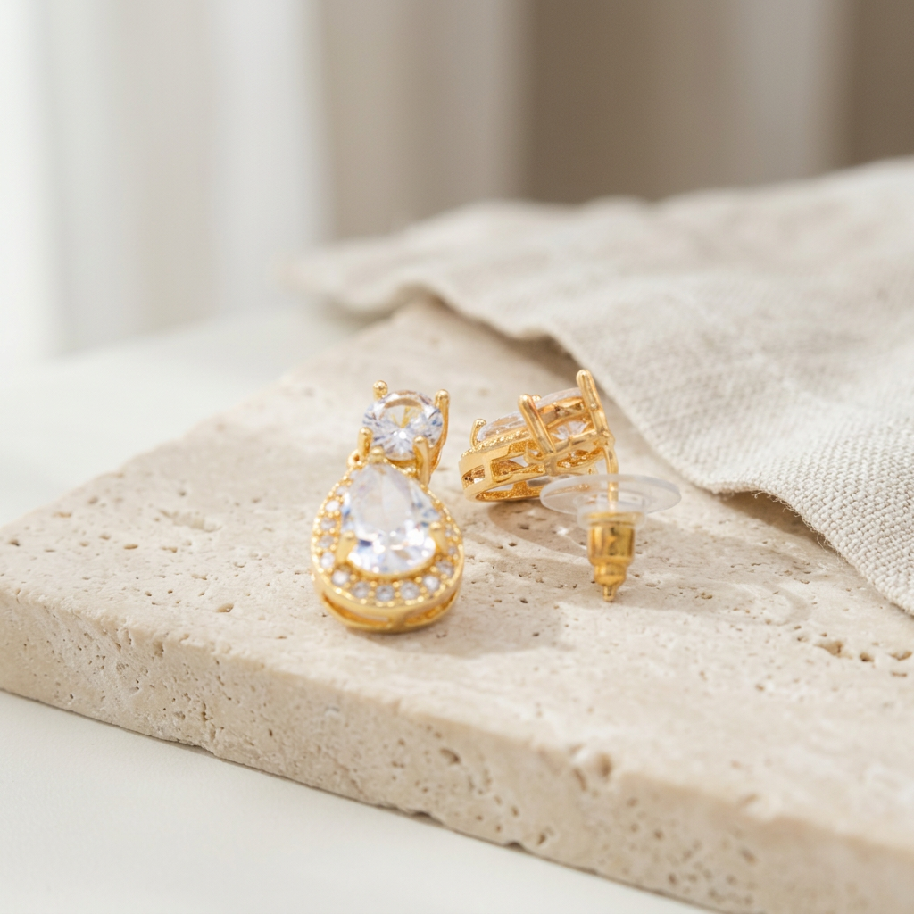 Coordinado de Oro Laminado de Gotas Brillantes Con Incrustación de Zirconias mod.1576
