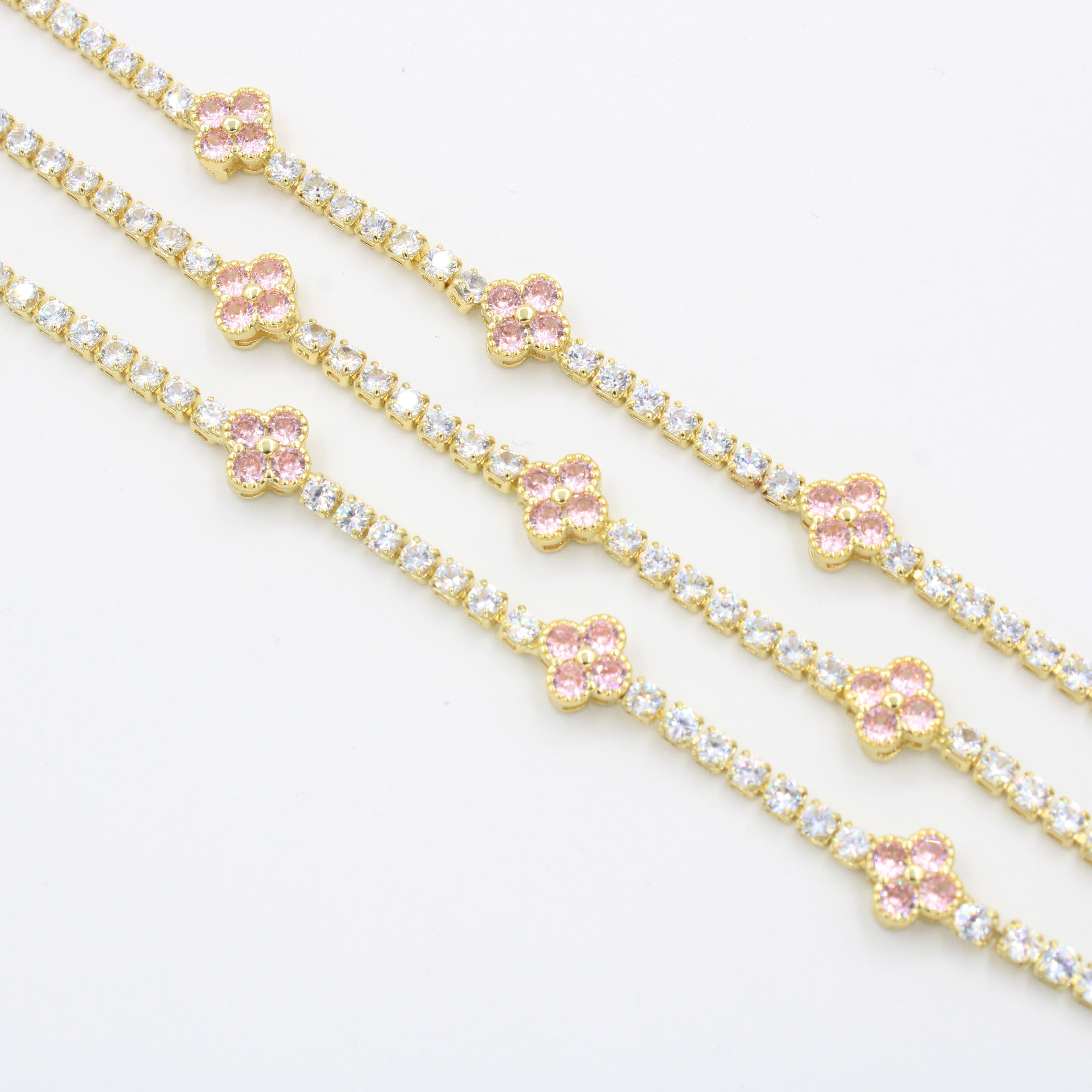 Paquete Pulseras 3 pz Tréboles Rosa mod. 13003