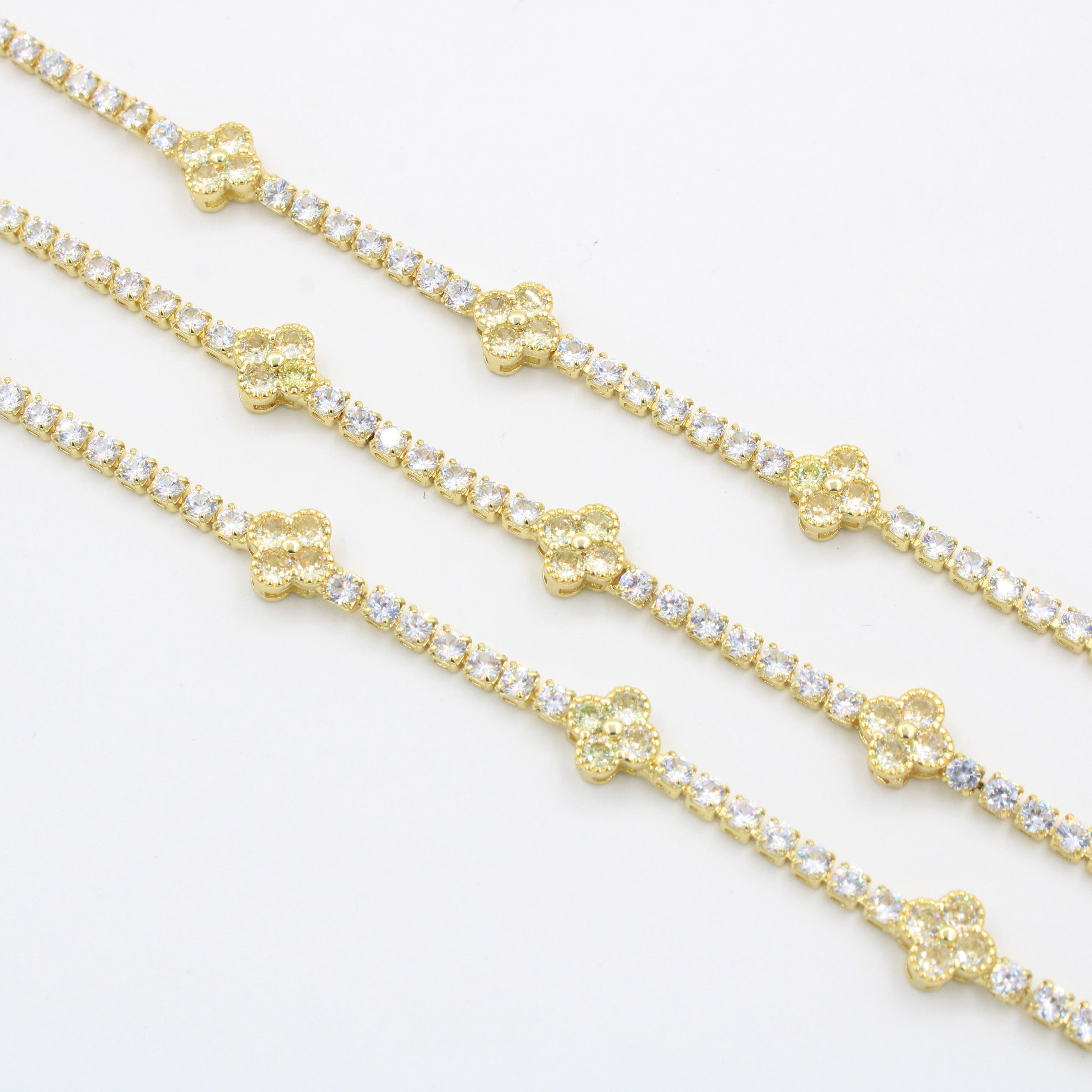 Paquete Pulseras 3 pz Tréboles Amarillos mod. 13004