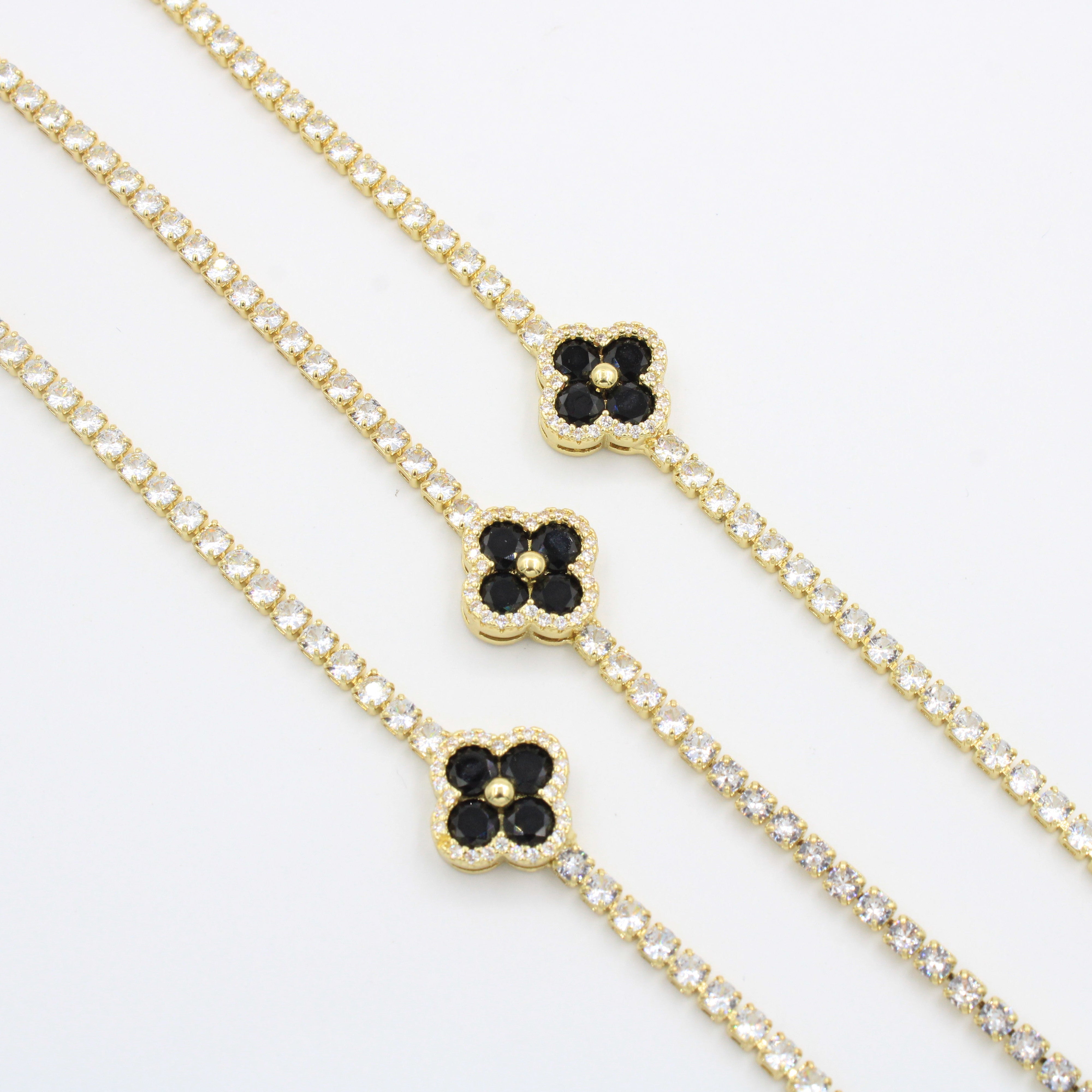 Paquete Pulseras 3 pz Tréboles Oscuros mod. 13001