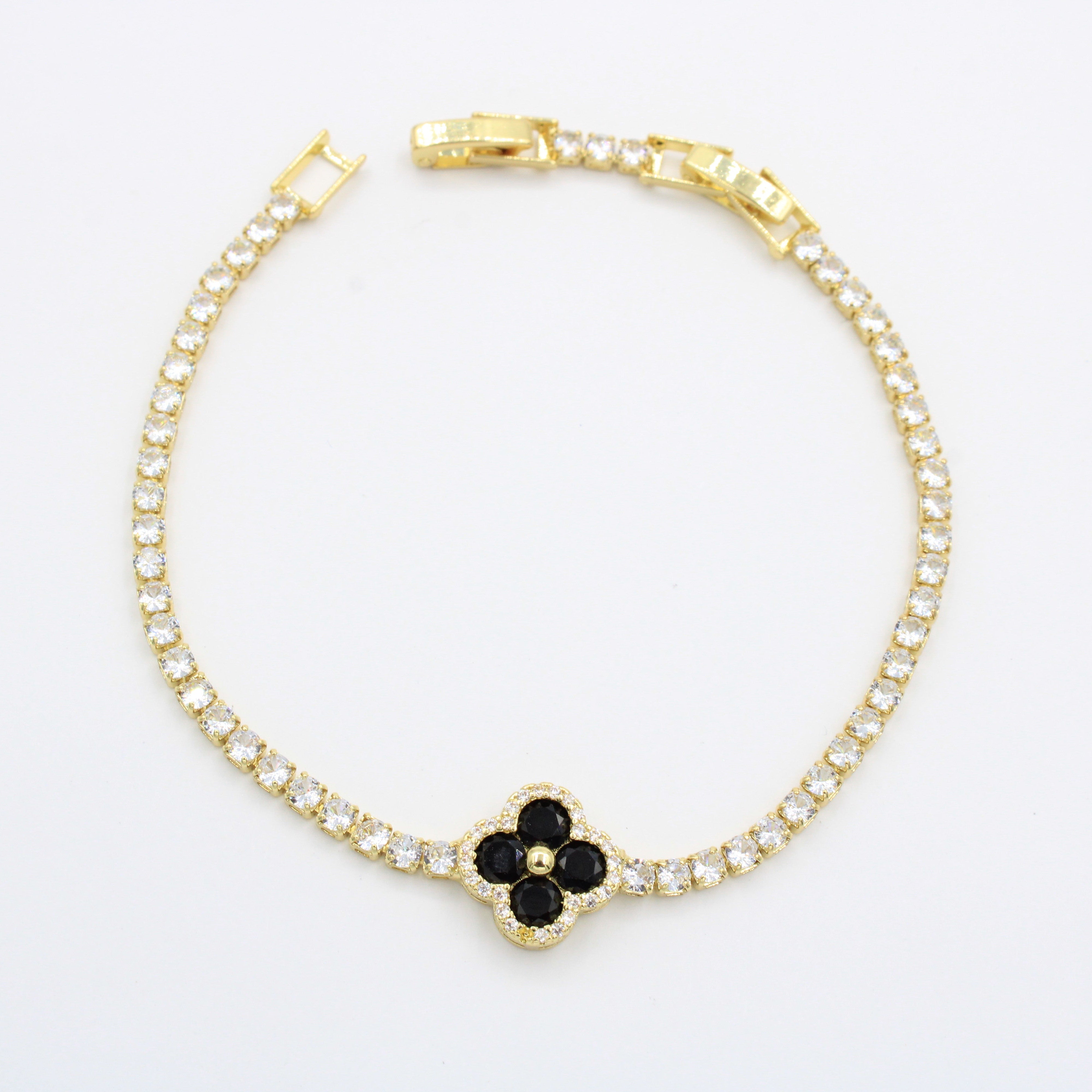 Paquete Pulseras 3 pz Tréboles Oscuros mod. 13001