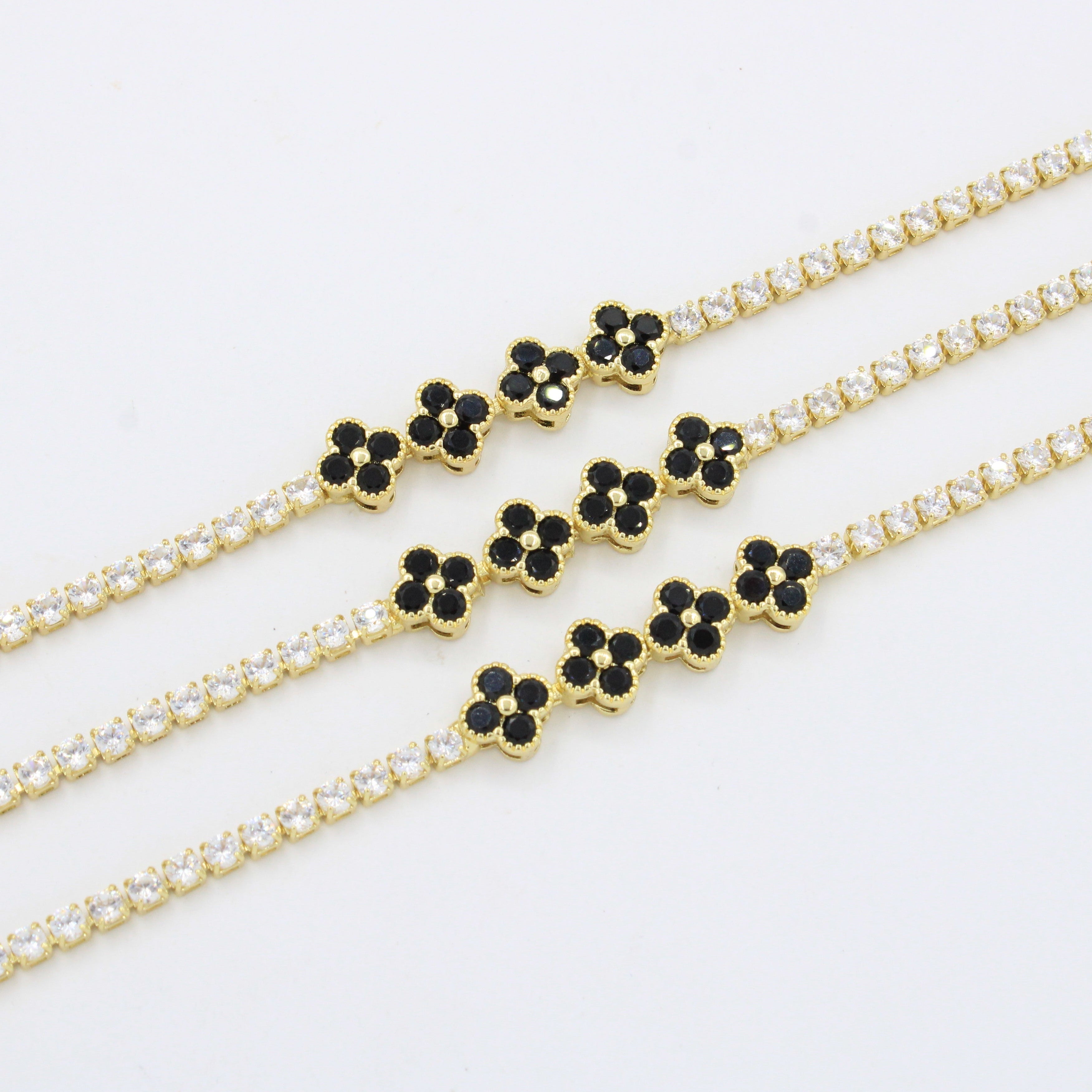 Paquete 3pz Pulsera Goldfilled Trébol Negro. mod. 13028