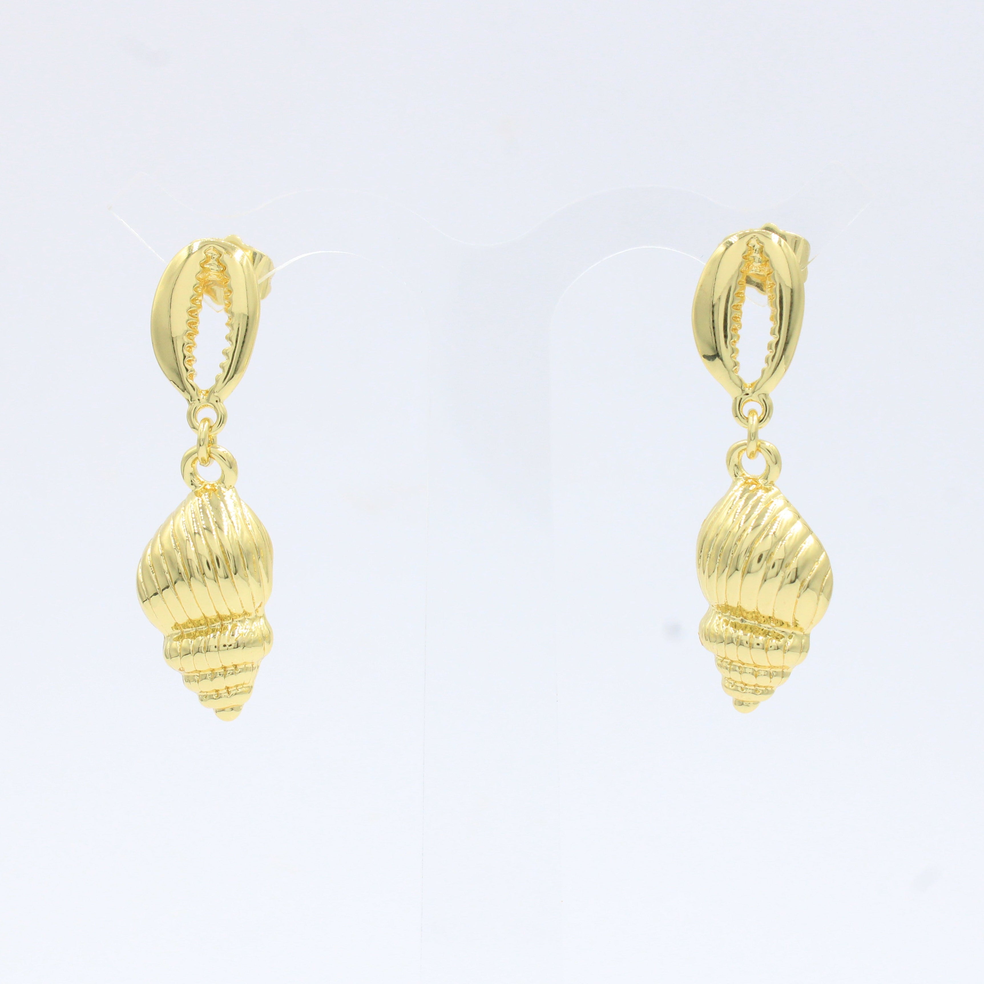 Paquete 2pz Arete de Goldfiled Concha de Mar mod. 15010