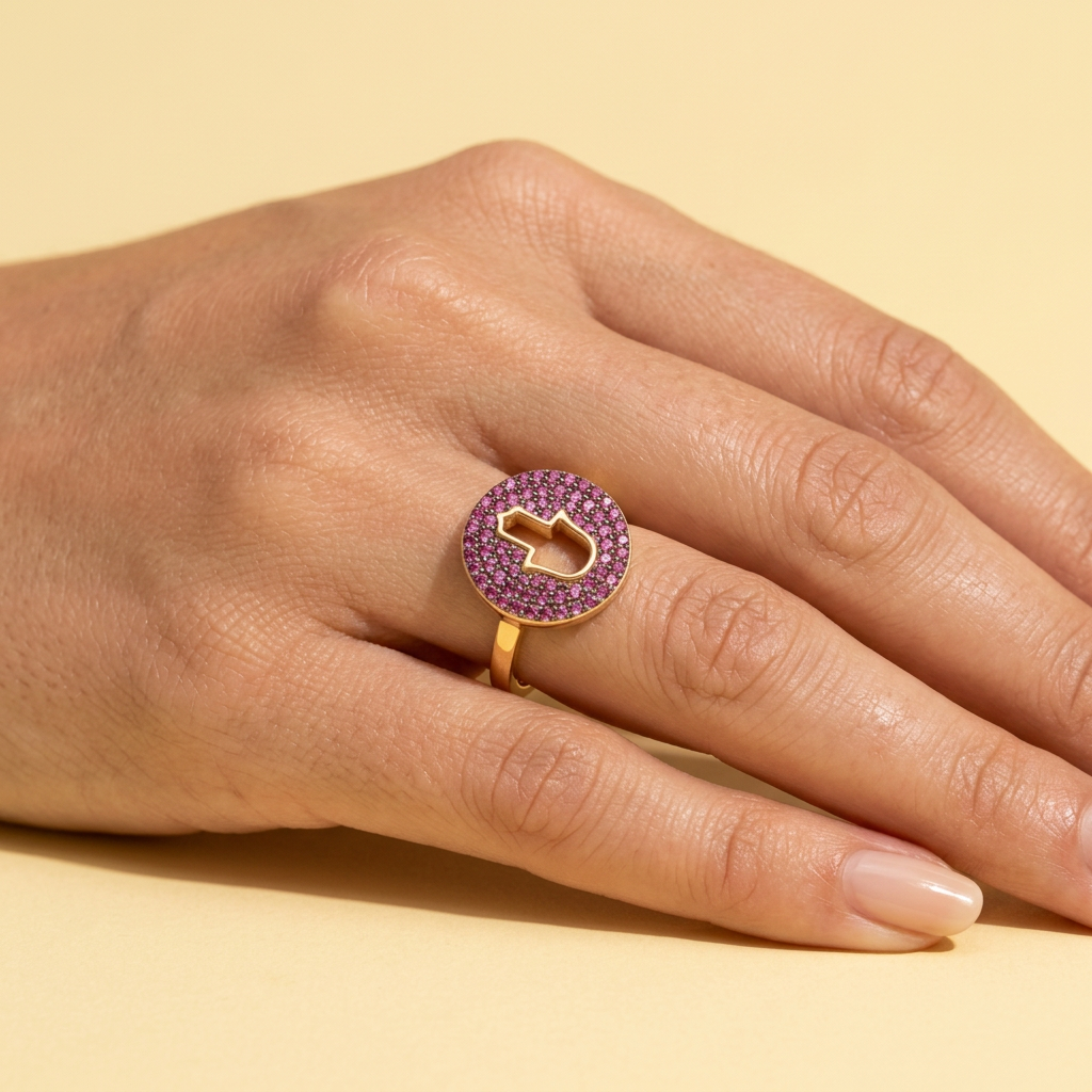 Anillo de Goldfilled con Diseño de Circulo y Mano con Zirconia Morada mod. 1406