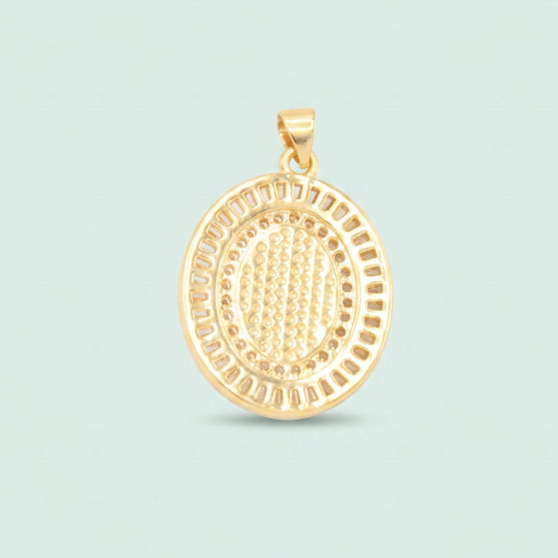 Medalla de Goldfilled de la Virgen de Guadalupe con Centro Blanco y Zirconia Oval mod. 1331