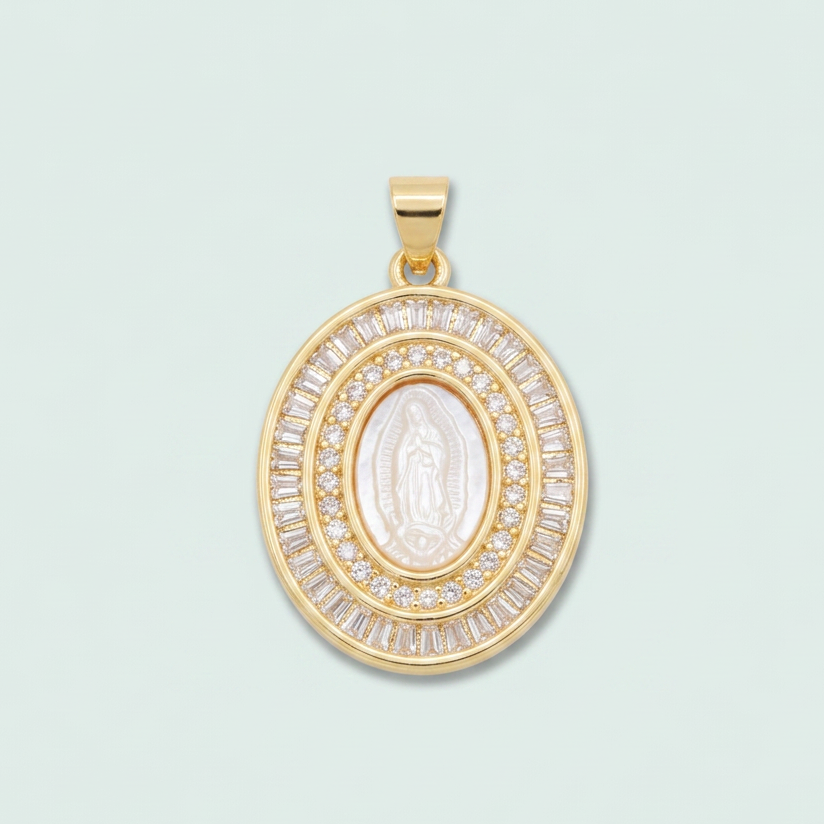 Medalla de Goldfilled de la Virgen de Guadalupe con Centro Blanco y Zirconia Oval mod. 1331