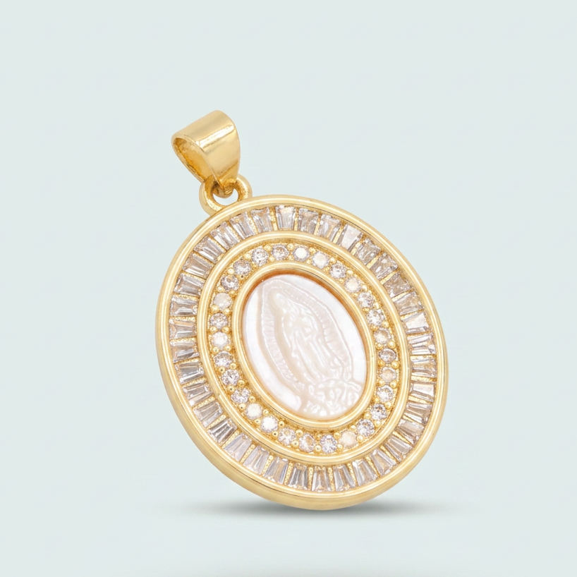 Medalla de Goldfilled de la Virgen de Guadalupe con Centro Blanco y Zirconia Oval mod. 1331