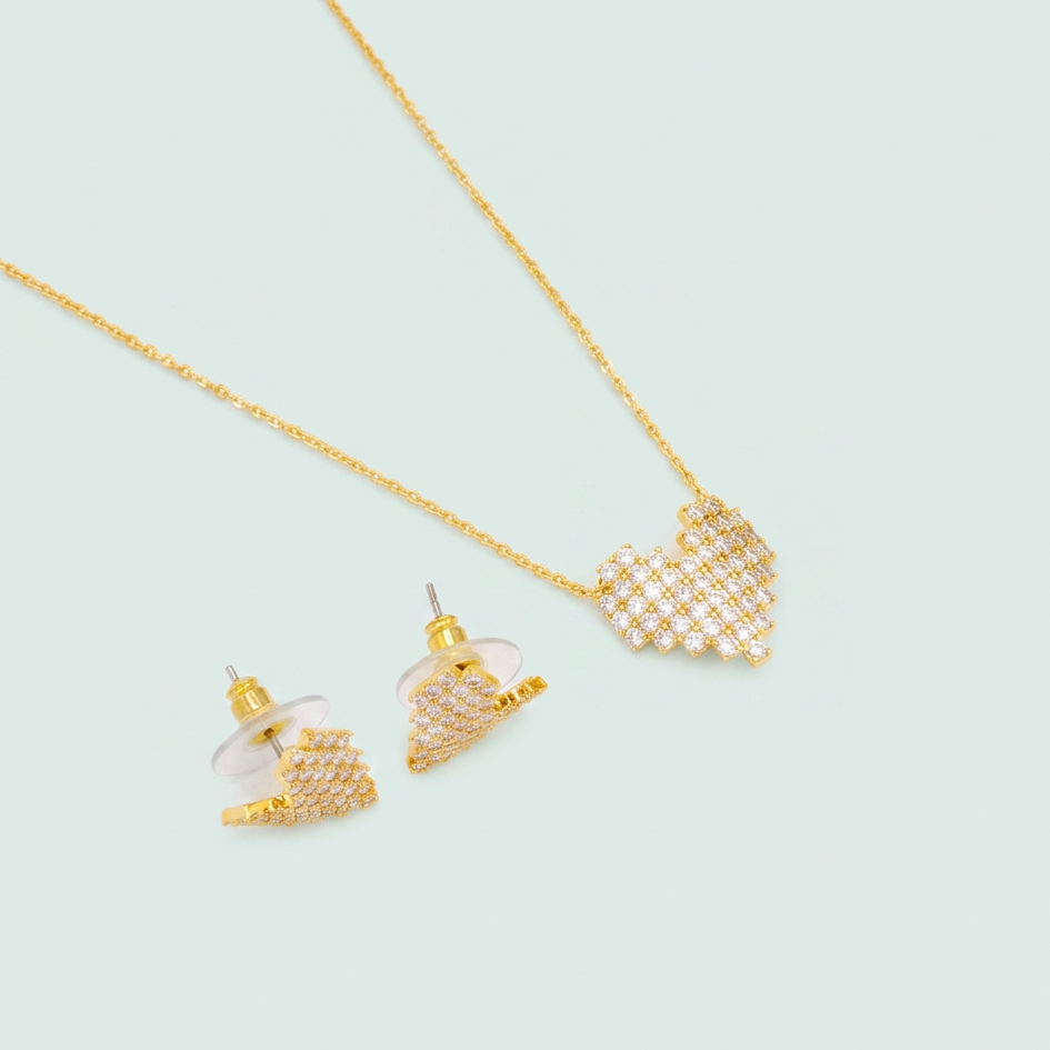 Set de Goldfilled Gargantilla y Aretes con Diseño de Corazón e Incrustación de Zirconias mod. 1364