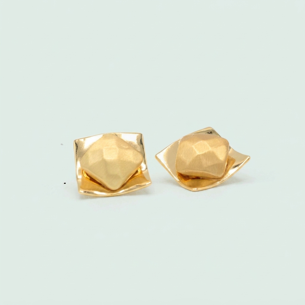 Arete de Oro Laminado Doble Cuadrado Facetado mod. 1488