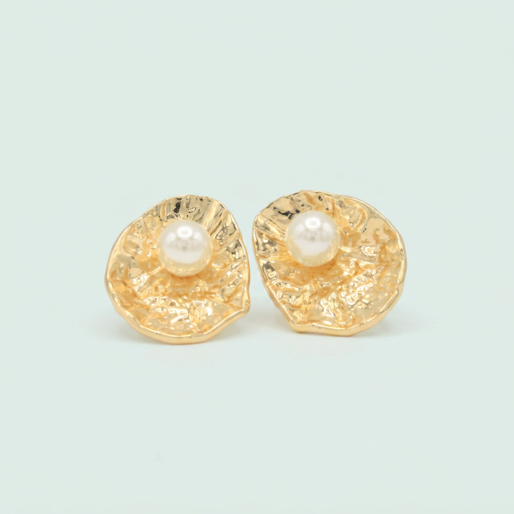 Arete de Goldfilled con Diseño de Concha y Perla mod. 1134
