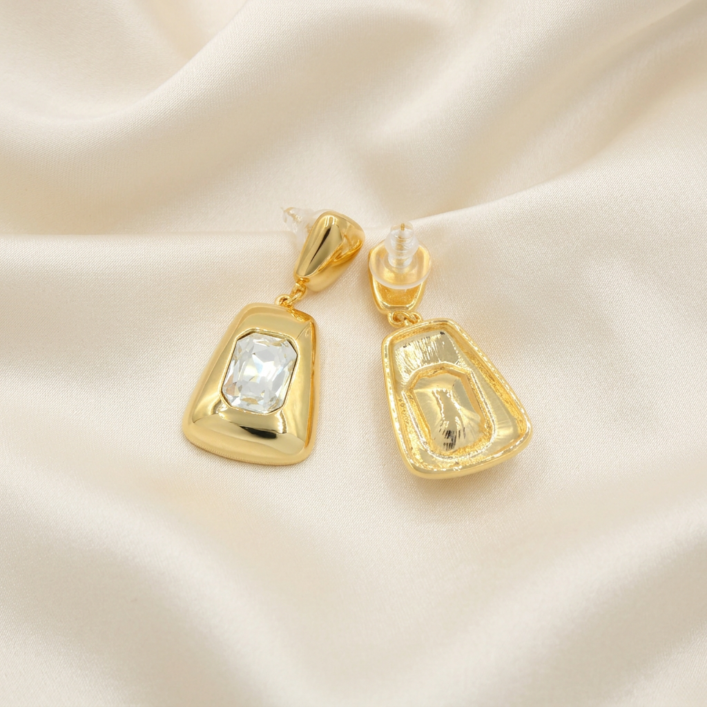 Arete de Goldfilled Diseño de Campana mod. 3092