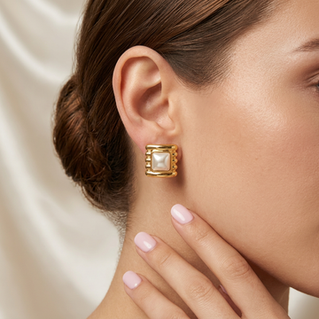 Arete de Goldfilled Diseño Cuadrado con Perla mod. 3103