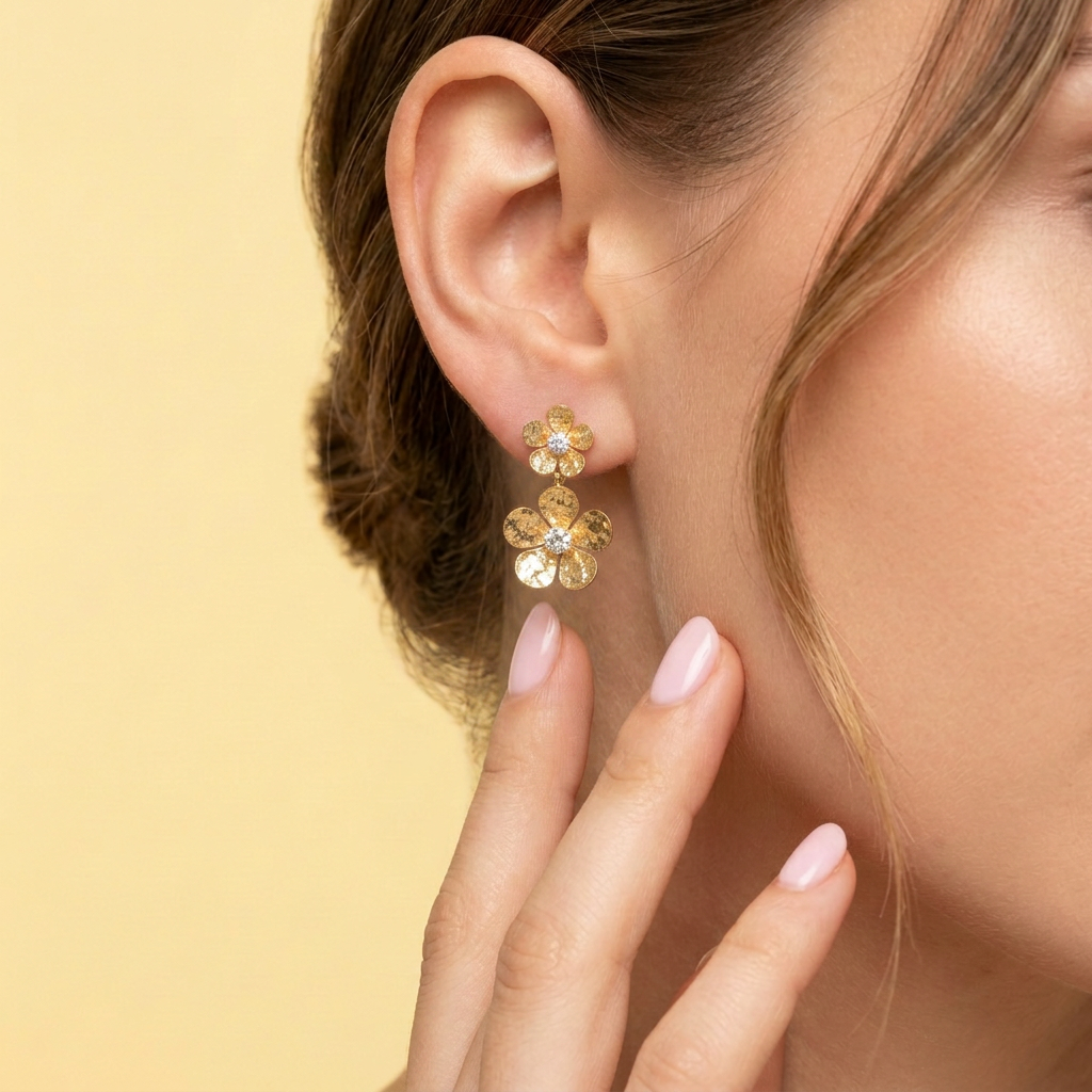 Arete de Oro Laminado Doble Flor Colgante Grande y Zirconia mod. 1412