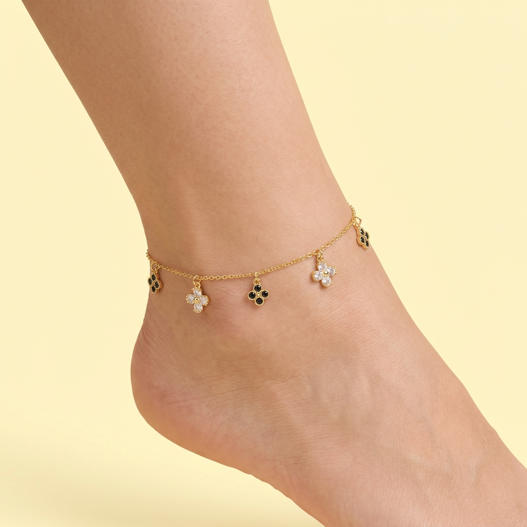 Tobillera de Goldfilled con Diseño de Trebol con Piedras de Zirconia Blanca y Negra mod.1317