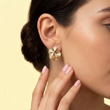 Arete de Oro laminado Con Diseño de Abanico Doble Grande mod. 1461
