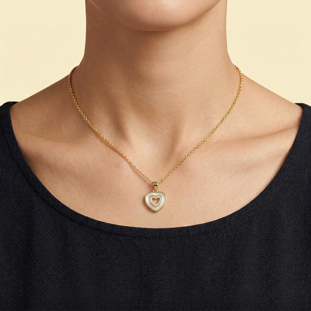 Dije de Goldfilled con Diseño de Corazón Hueco con Madre Perla y Zirconia mod. 1321