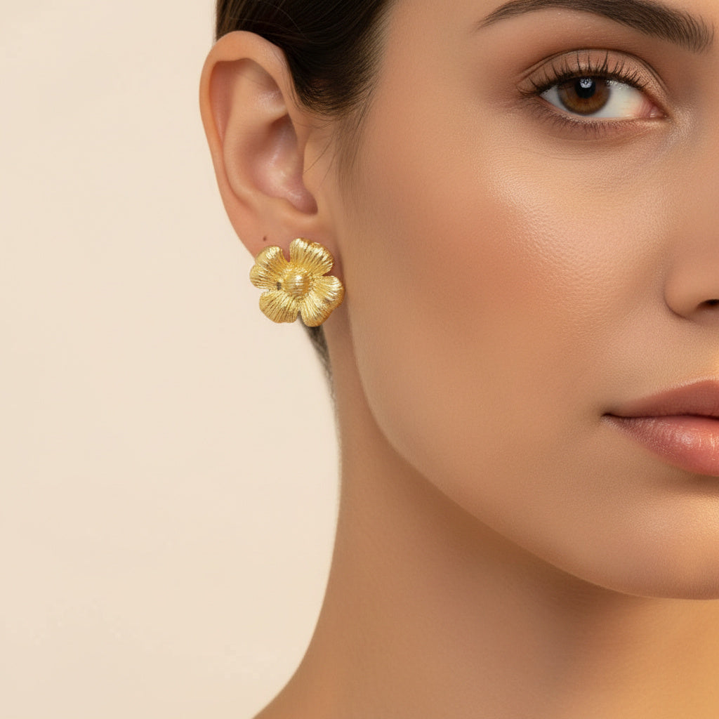 Paquete  Arete de Goldfiled 2pz Flor mod. 15007