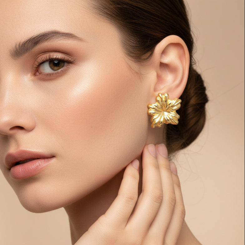 Arete de Goldfiled Flor Pétalos Curvados mod. 3067