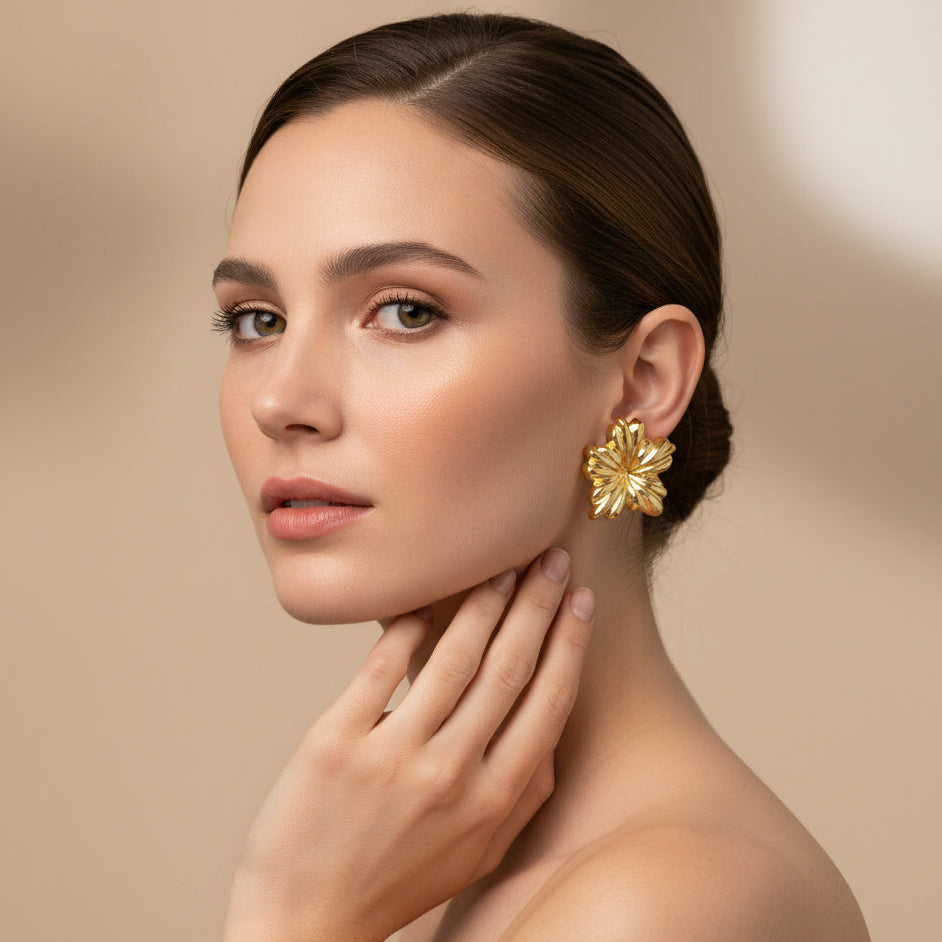 Arete de Goldfiled Flor Pétalos Curvados mod. 3067