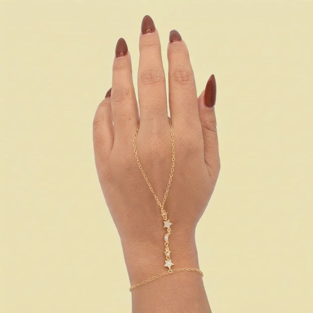 Pulsera Manopla de Oro Laminado con Mano de Fátima Incrustada de Zirconias mod. 1535