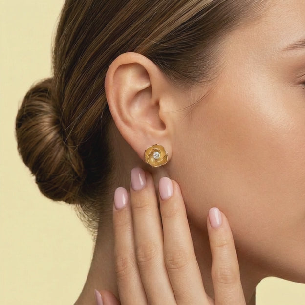 Arete de Goldfilled con Diseño de Rosa con Zirconia mod.1228