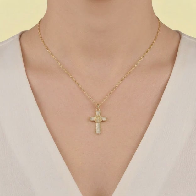 Dije de Goldfilled con Diseño de Cruz  con Sello de San Benito y Zirconia mod. 1276