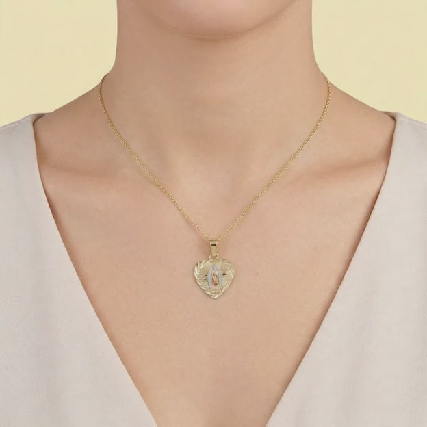 Medalla de Oro Laminado Corazón y Virgen de Guadalupe Anacalado Chico mod. 1432
