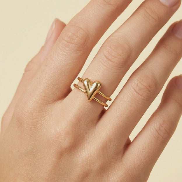 Anillo de Goldfilled con Diseño Doble Linea y Corazón mod. 1307